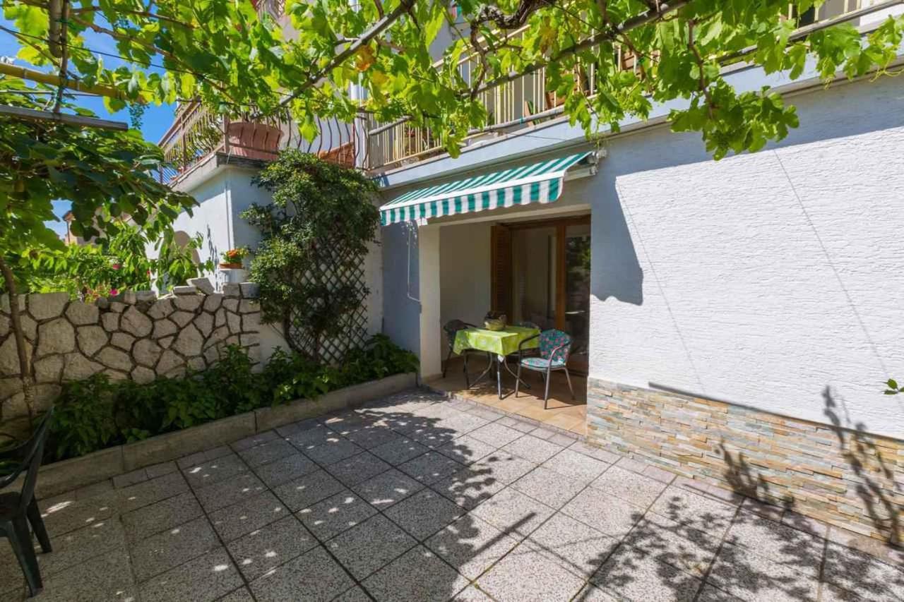 One-Bedroom Apartment Crikvenica 30 Exteriör bild